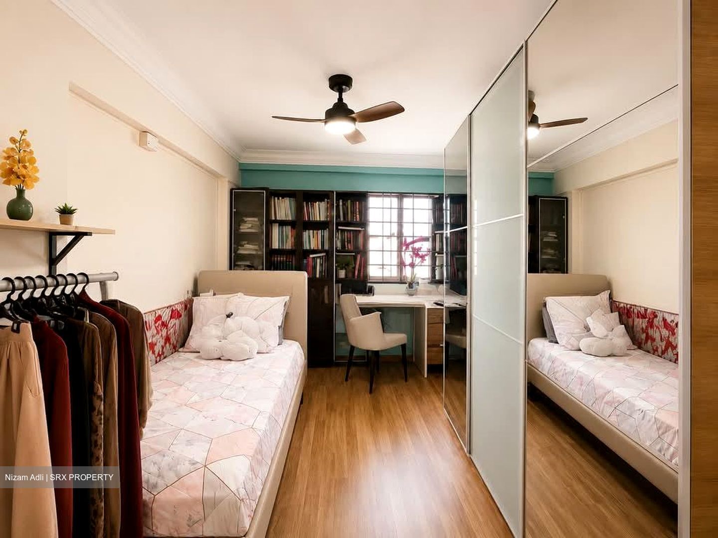 Tampines Street 42 (Tampines), Multi Generation #561209731